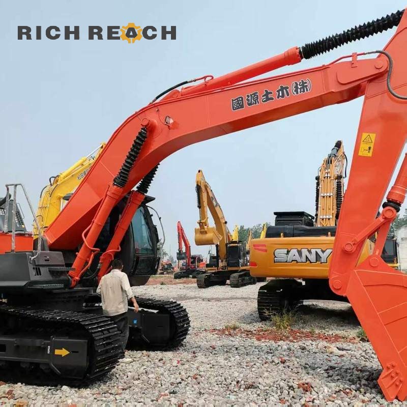 Track roller and final drive of a 2023 Hitachi ZX350-3G excavator, low hours, $30,750